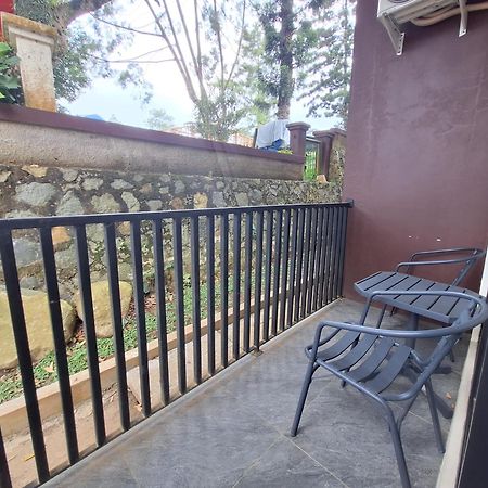 Urbanview Hotel Inkoppabri Cisarua Puncak Exterior photo