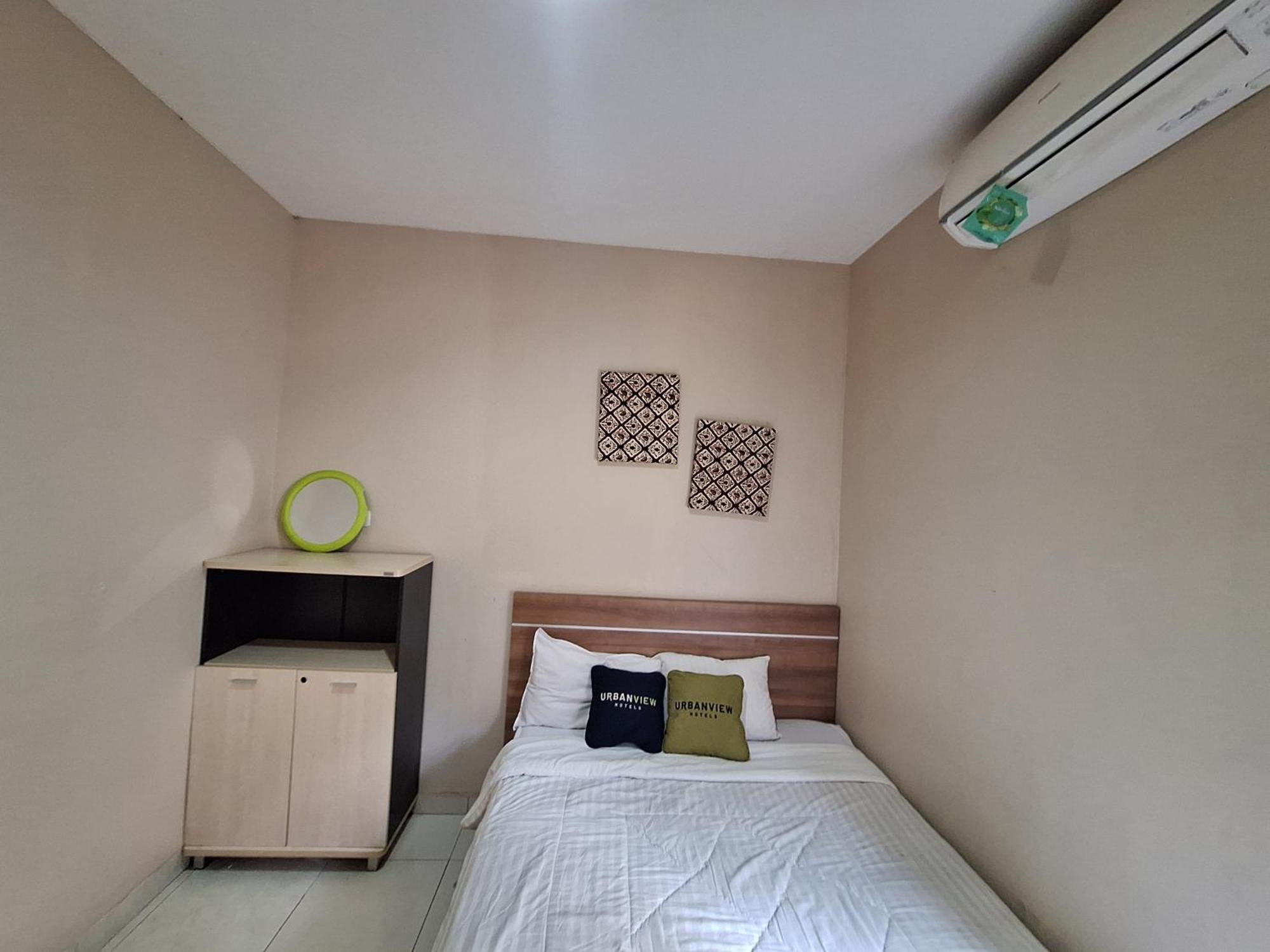 Urbanview Hotel Inkoppabri Cisarua Puncak Exterior photo
