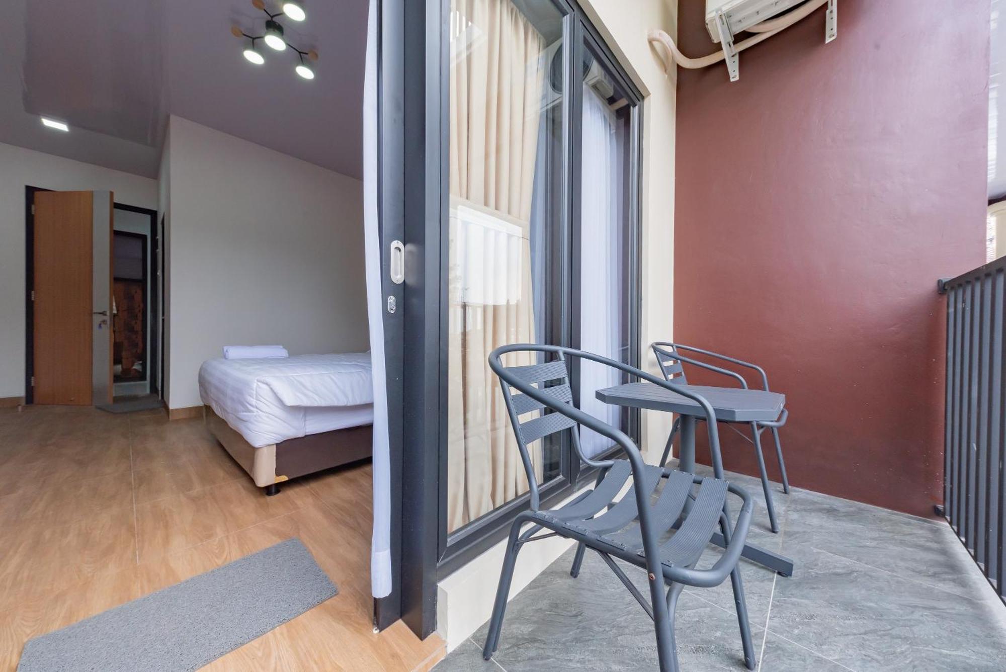 Urbanview Hotel Inkoppabri Cisarua Puncak Exterior photo
