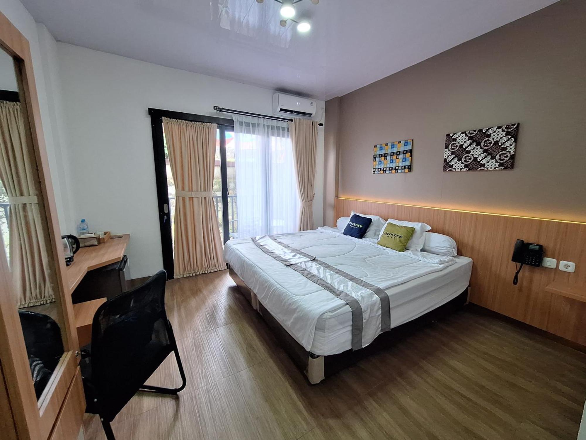 Urbanview Hotel Inkoppabri Cisarua Puncak Exterior photo